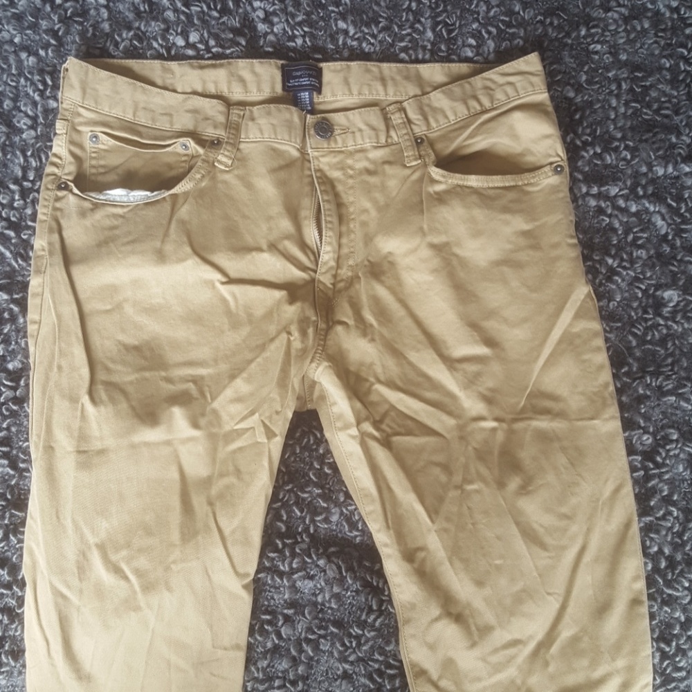 Gap Khakis
