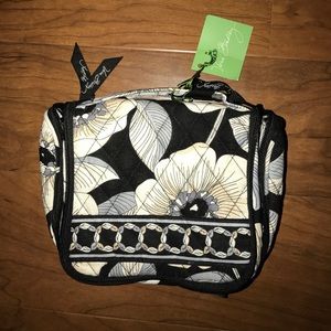 Vera Bradley Travel "Mini Hanging Organizer"