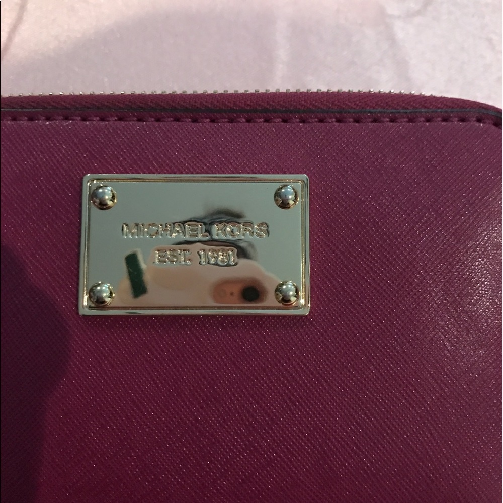 Micheal kors wristlet