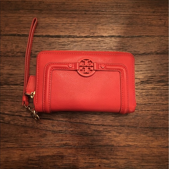 Tory Burch Handbags - Tory Burch Wallet