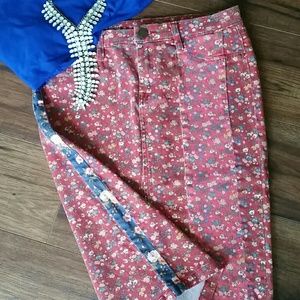 BLANK NYC denim flower print skirt size 28