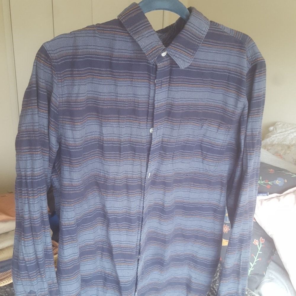 Gap button down