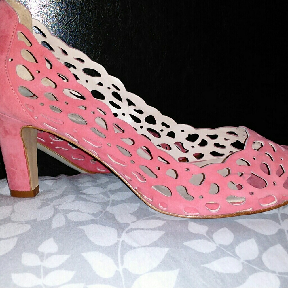 AQUATALIA MARVIN K. PUMPS. PEEP TOE SIZE 8.5