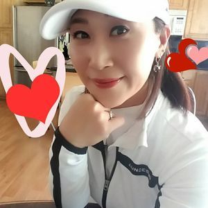 Meet your Posher, Hee