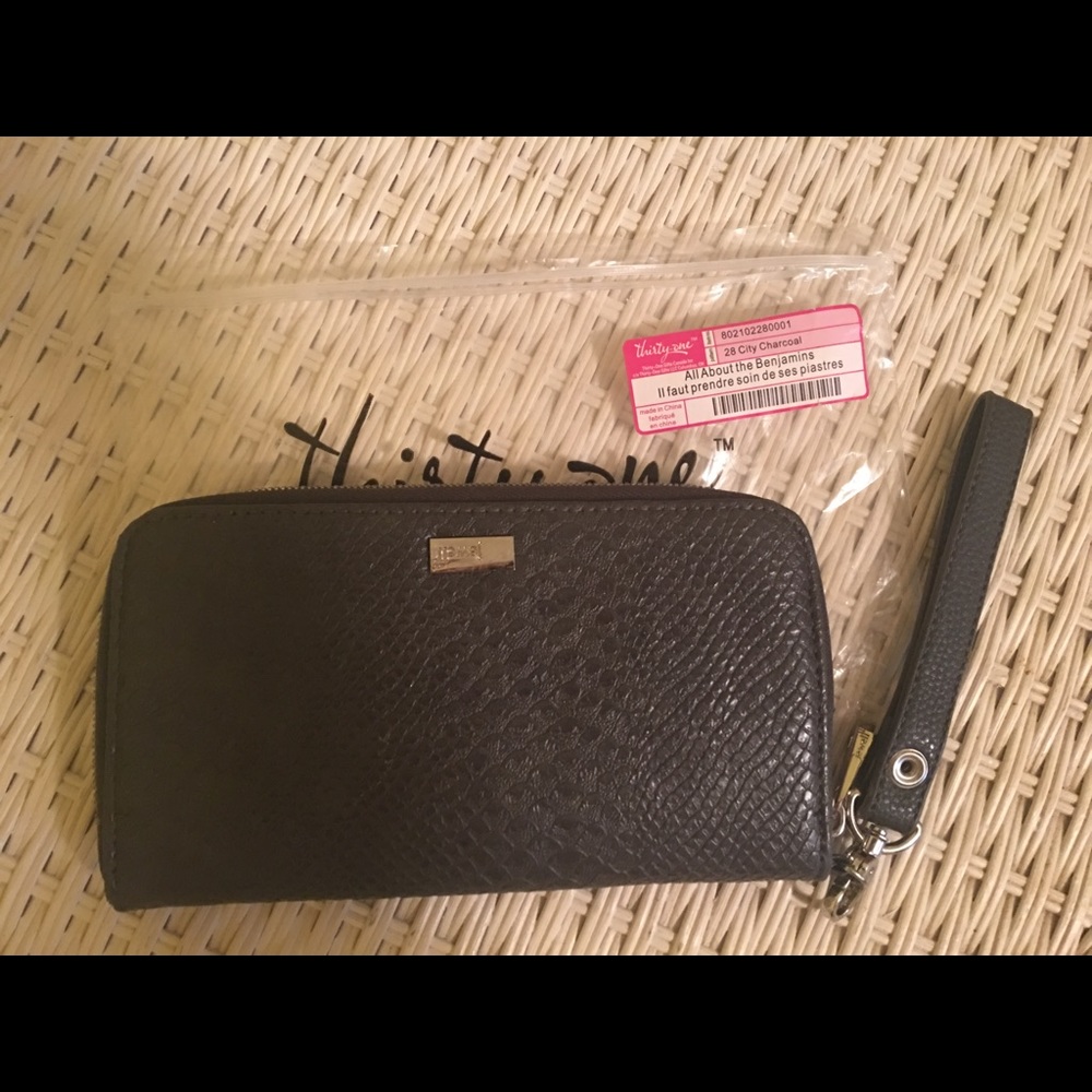Thirty-One All About The Benjamin's Wallet
