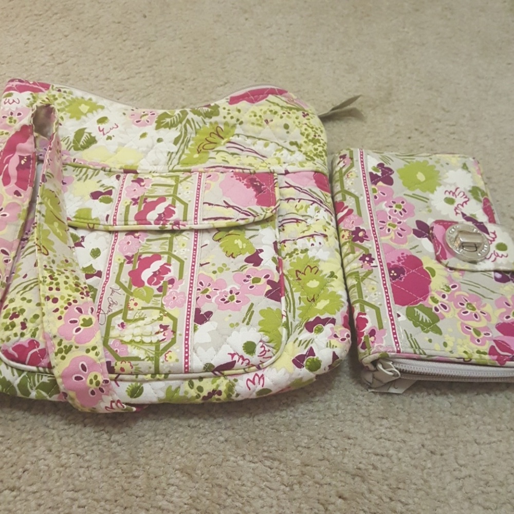 Vera Bradley Purse with matching wallet