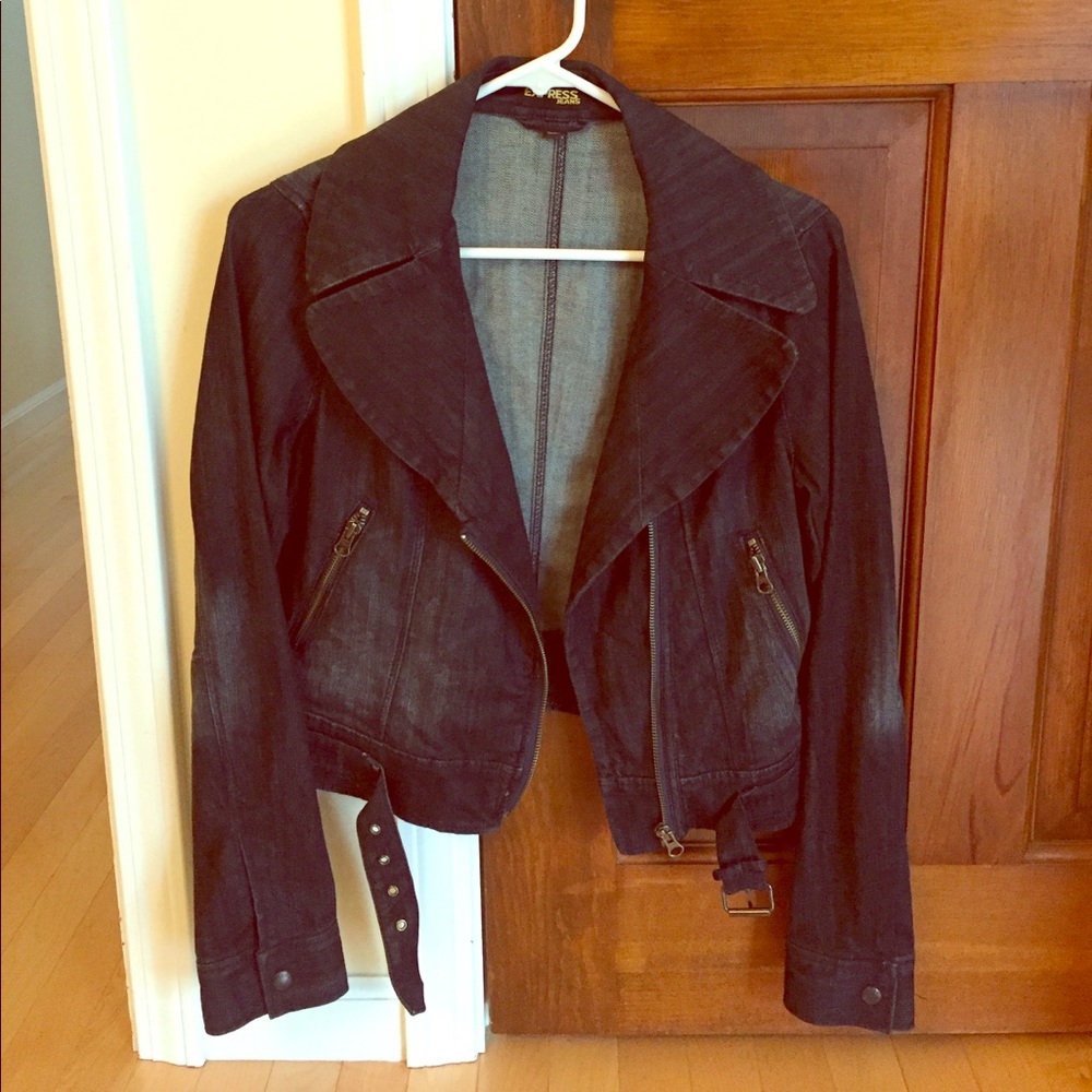 Dark wash jean jacket
