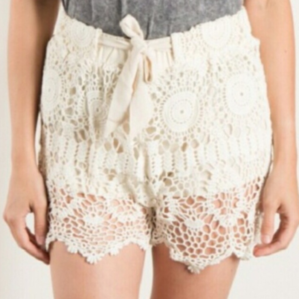 NWOT Crochet shorts (cream) - Picture 2 of 2
