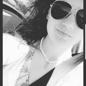 Meet your Posher, Angelica