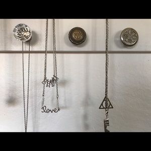 Meet your Posher, Elise