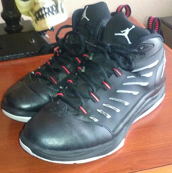 AIR JORDAN - Picture 1 of 4