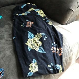 Lularoe TC leggings. Gentle worn.