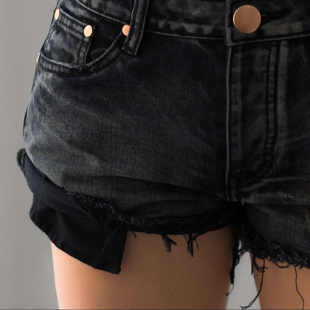 SoldOut11thStreet - Picture 5 of 8