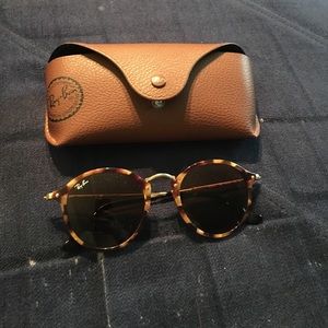 Rayban sunglasses with case