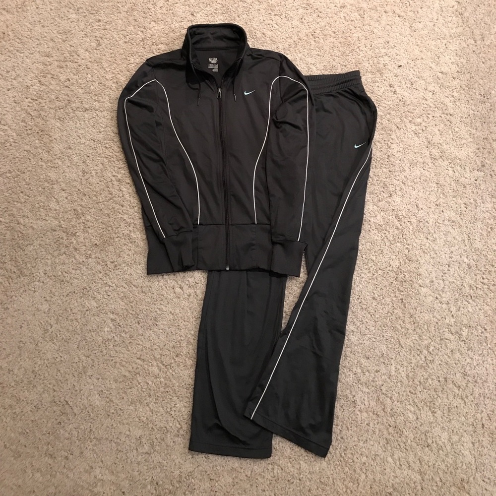 Ladies Nike charcoal tracksuit