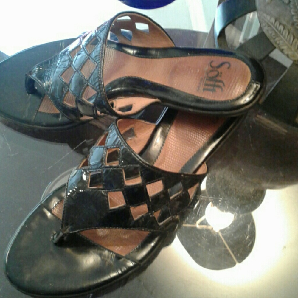 SOLD Black SOFFT comfort sandals made by Borne co.