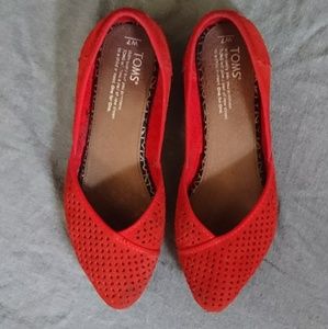 TOMS Jutti Suede Pointed Flats