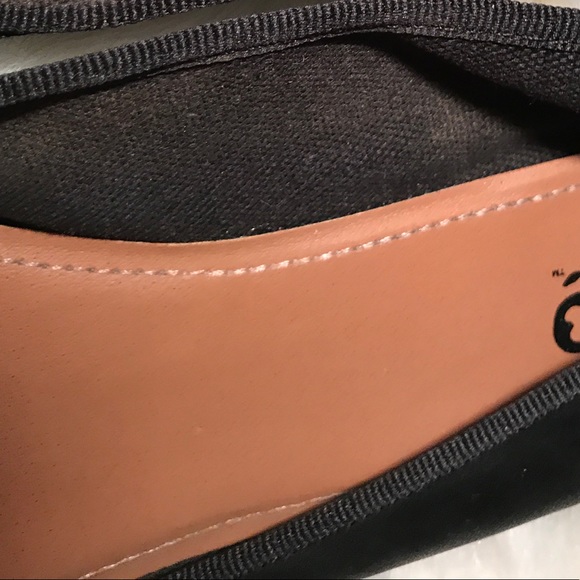 Flats - Picture 2 of 3