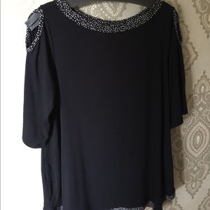 Inside Out a Tunic Cold Shoulder Blouse 👚
