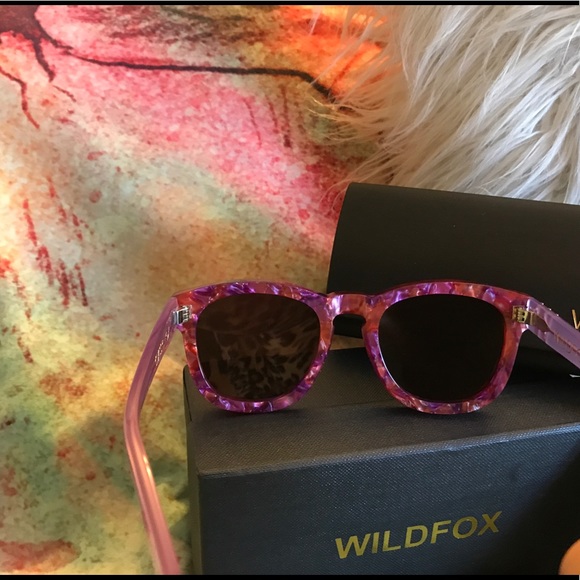 NIB Wildfox Exclusive Classic Fox Wildflower Pink - Picture 7 of 8