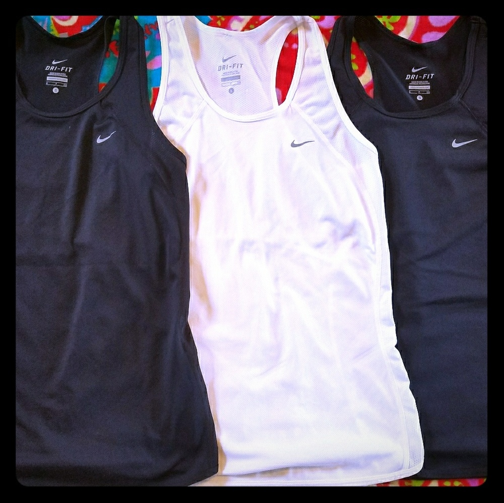 Nike dri-fit running singlets size small