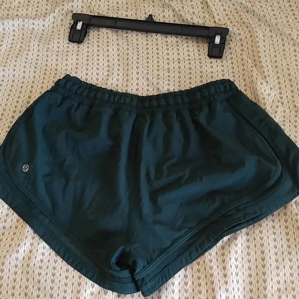 Lululemon make a move size 8