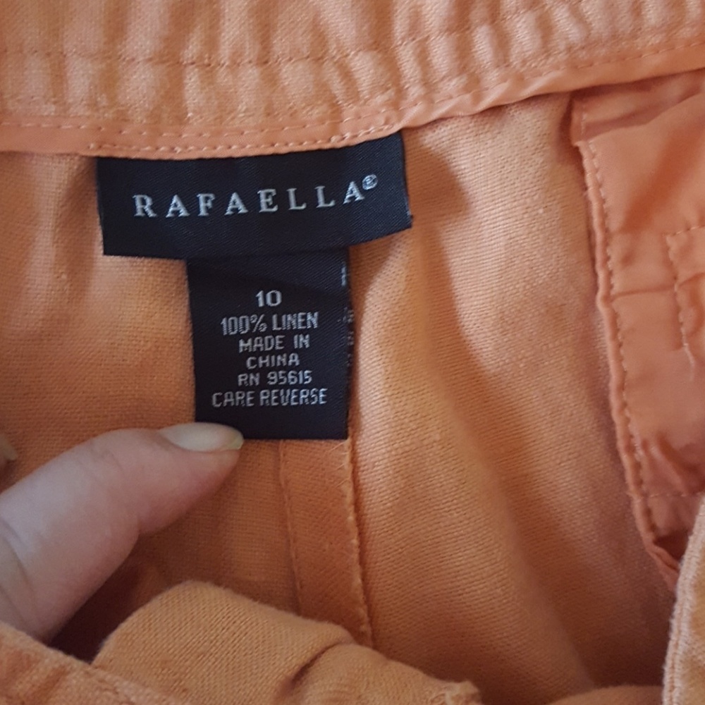 Capris - Picture 2 of 4