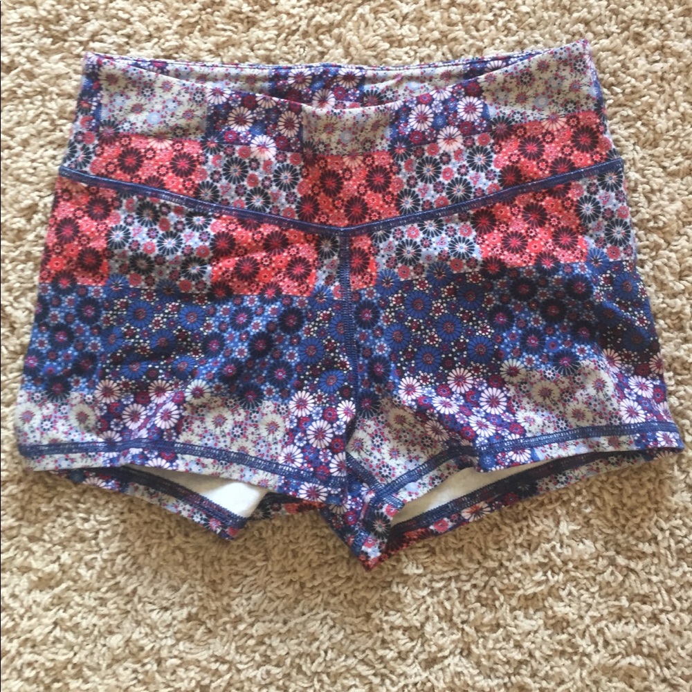 Flowered running shorts