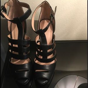 Brand new Beau Ashe heels