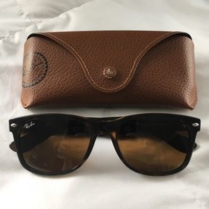 Ray-Ban Wayfarer Sunglasses