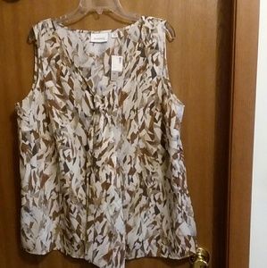 Sleeveless tank style top