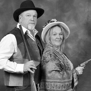 Meet your Posher, Marcia