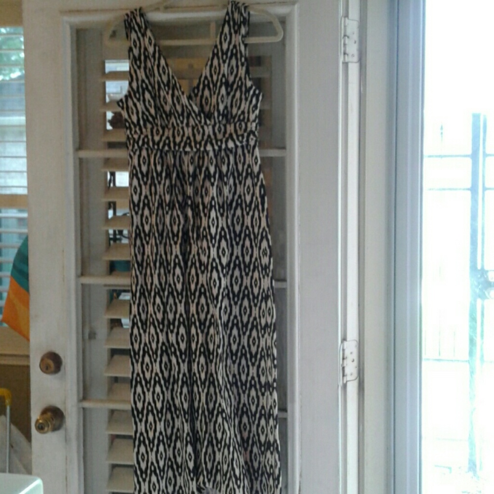 SoLD Petite Ann Taylor Loft maxi dress