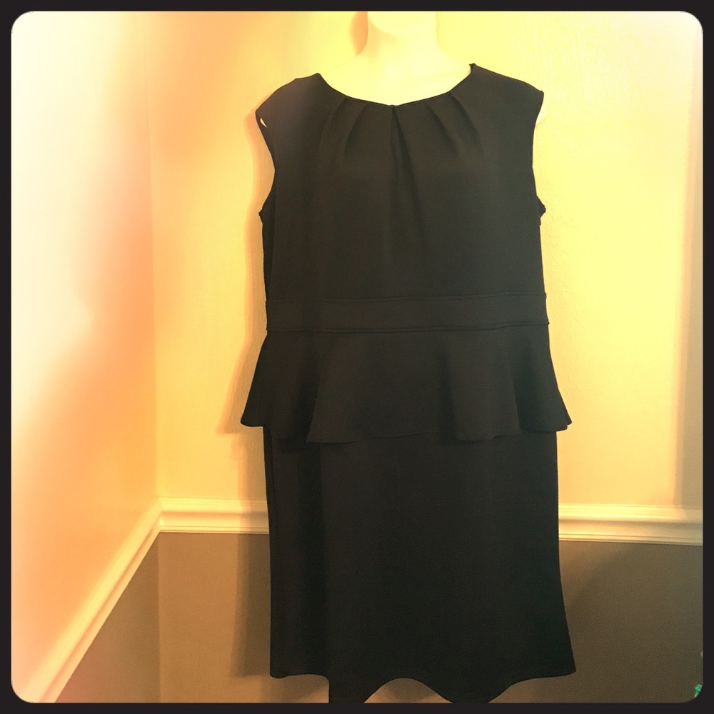 Navy Blue Peplum Dress 👗