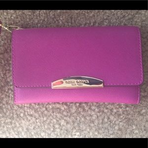 Henri Bendel New York wrislet/wallet