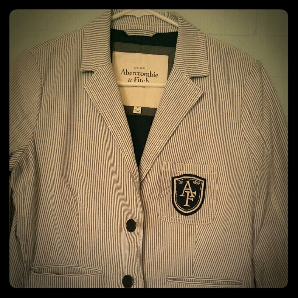 A&F schoolboy blazer