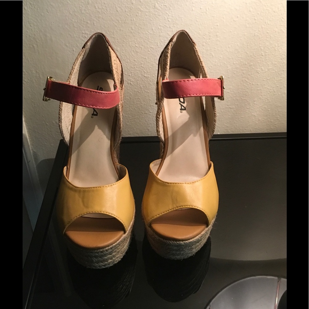 Brand new Soda wedges