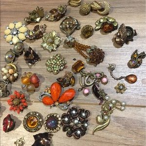 Broken vintage jewelry lot supplies embellishments