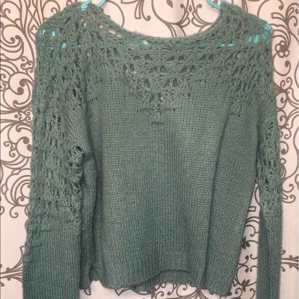 Real cropped sweater