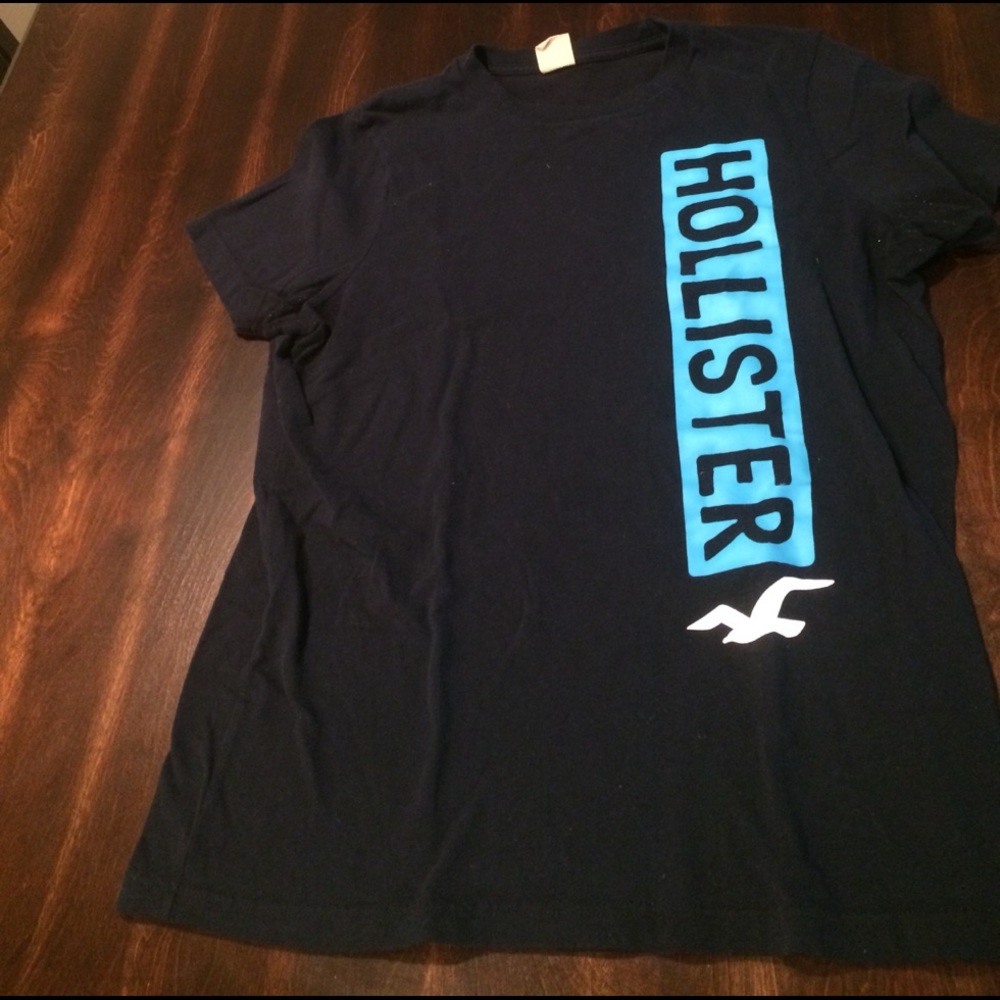 Hollister short sleeve shirt