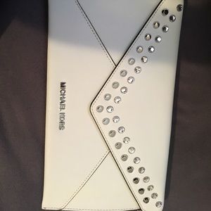 New MK clutch