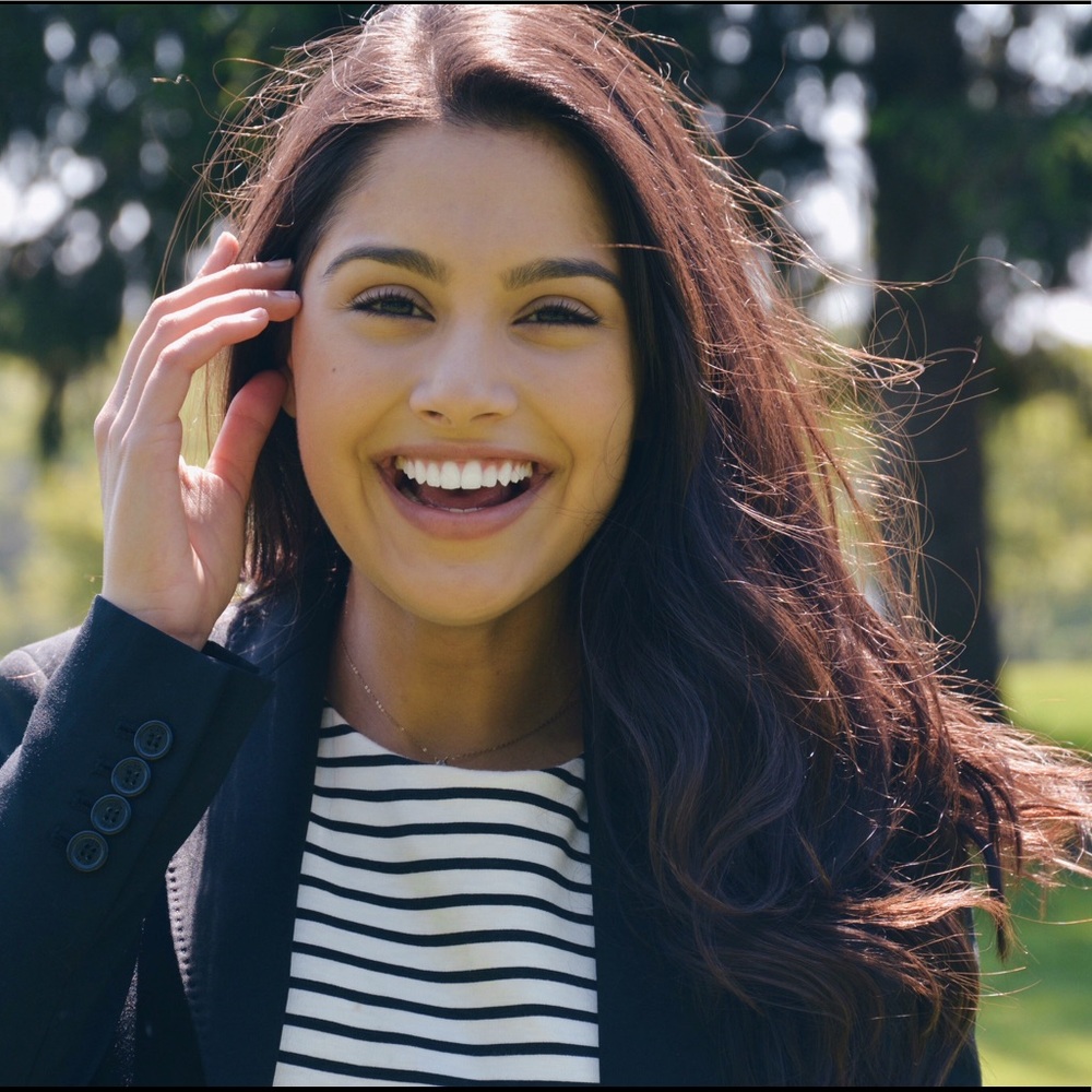 Meet your Posher, Nicole