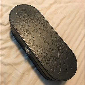 Younique Makeup case