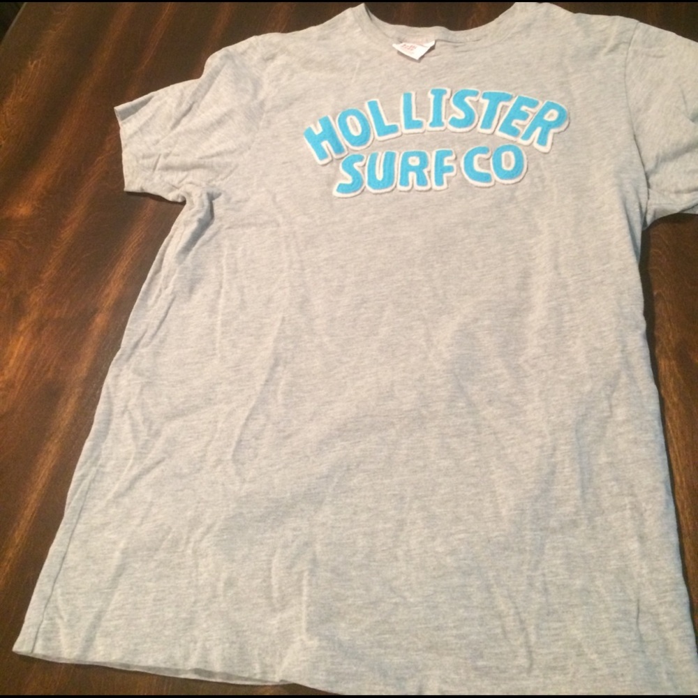 Hollister short sleeve shirt