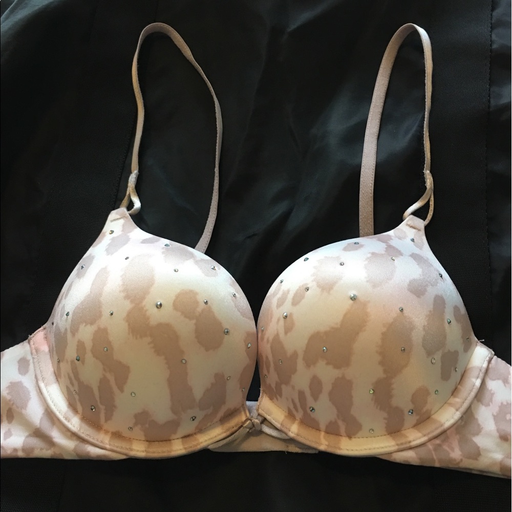 Victoria's Secret padded push up bra😇❤️