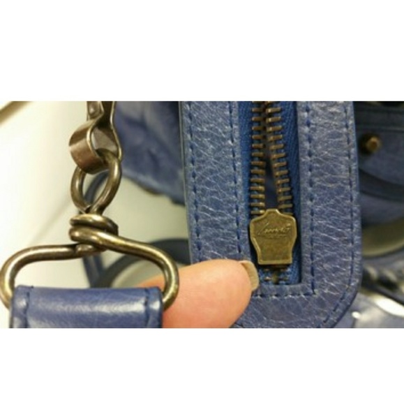 Balenciaga Classic Velo Crossbody - EUC - Picture 5 of 8