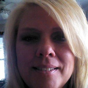 Meet your Posher, Dee