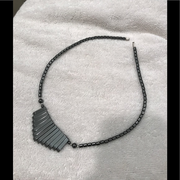 Beautiful necklace from Banana Republic - Picture 3 of 3