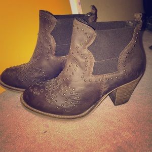 Brown embellished bootie