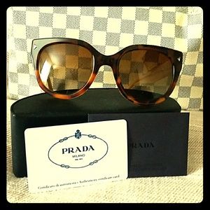 [SOLD] Prada Sunglasses